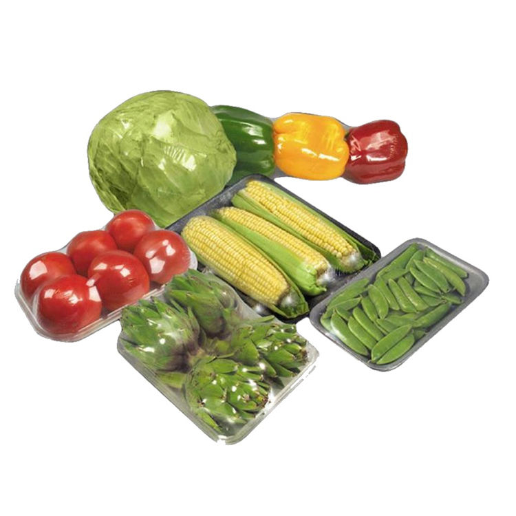 Очищенные овощи хранят. Упаковка для овощей и фруктов. Пищевая упаковка. Фасованные овощи. Овощи в пищевой пленке.