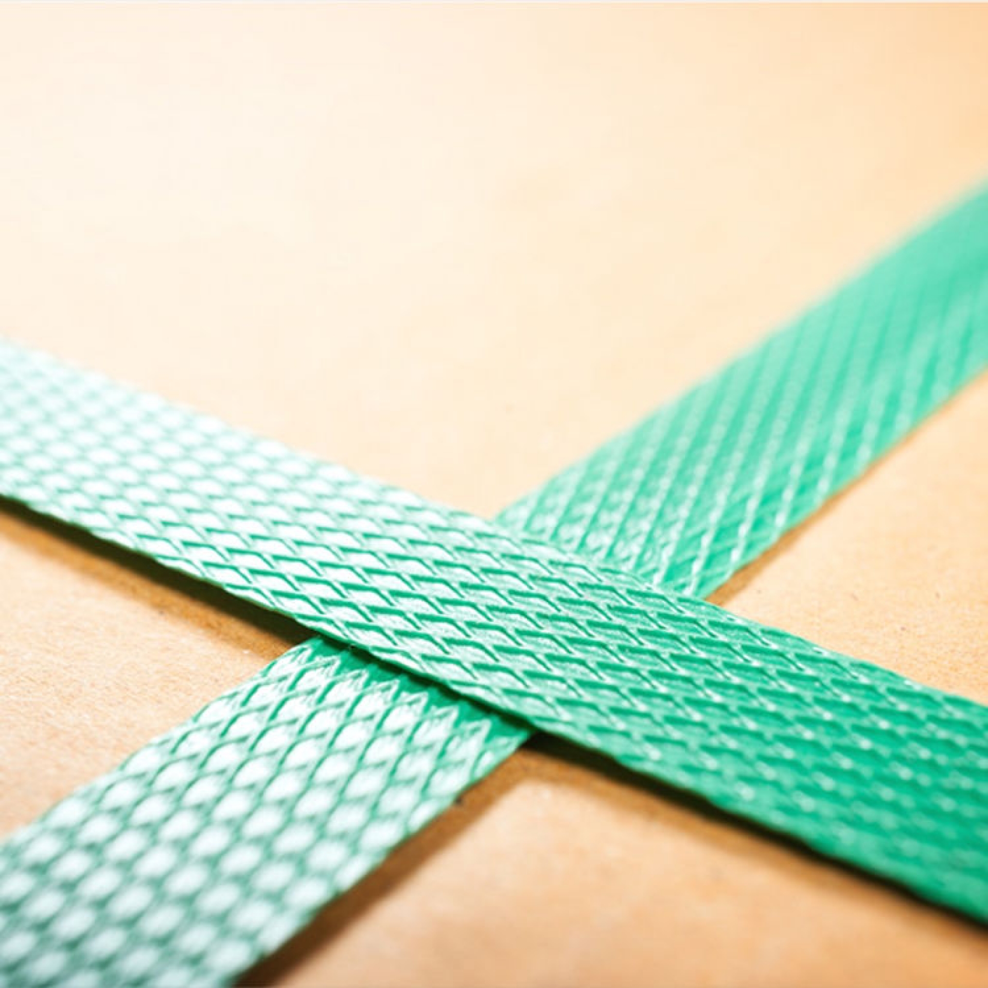 PET band is een stevig omsnoeringsband om gestapelde goederen bijeen te